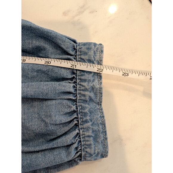 Levi’s Chambray Denim Blouse S Button Front Balloon Sleeve Western Casual - Picture 8 of 8
